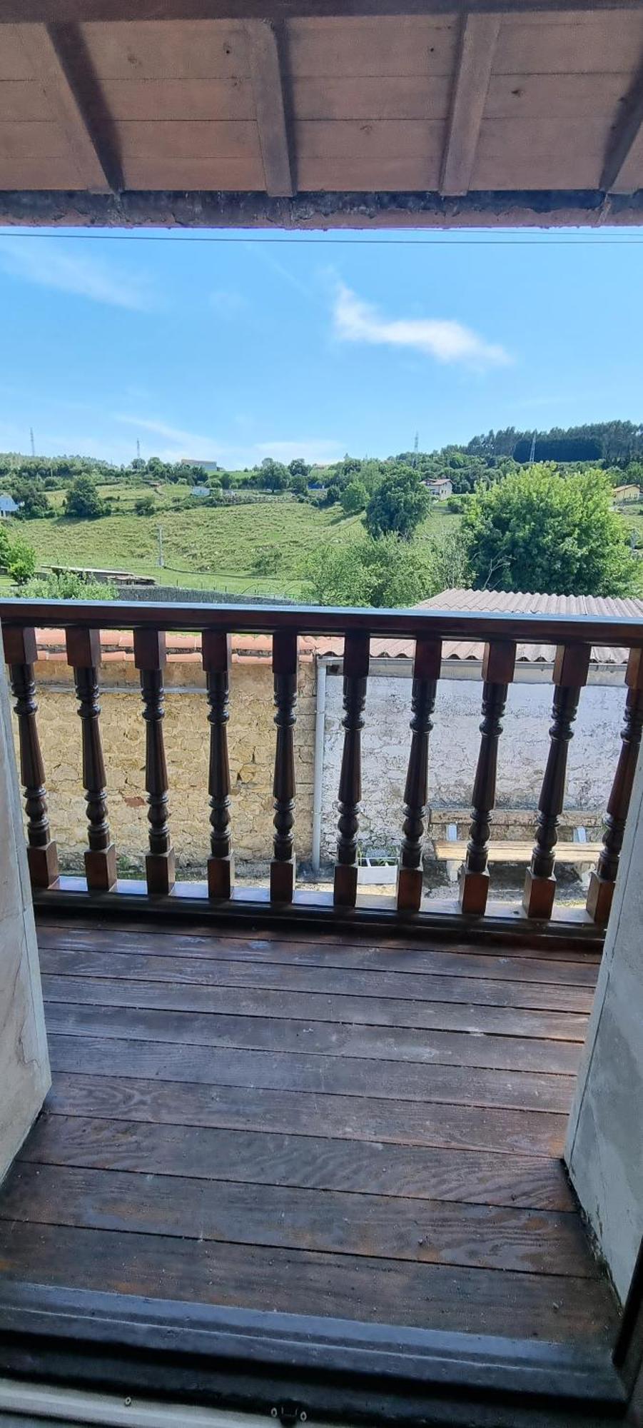 El Balcon De Valles Reocín Exteriér fotografie
